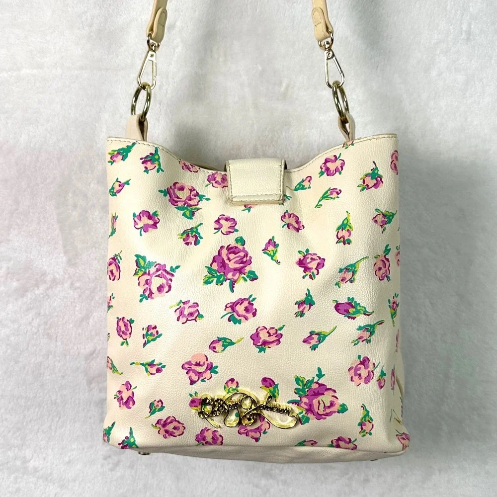 Betsey Johnson betsey johnson